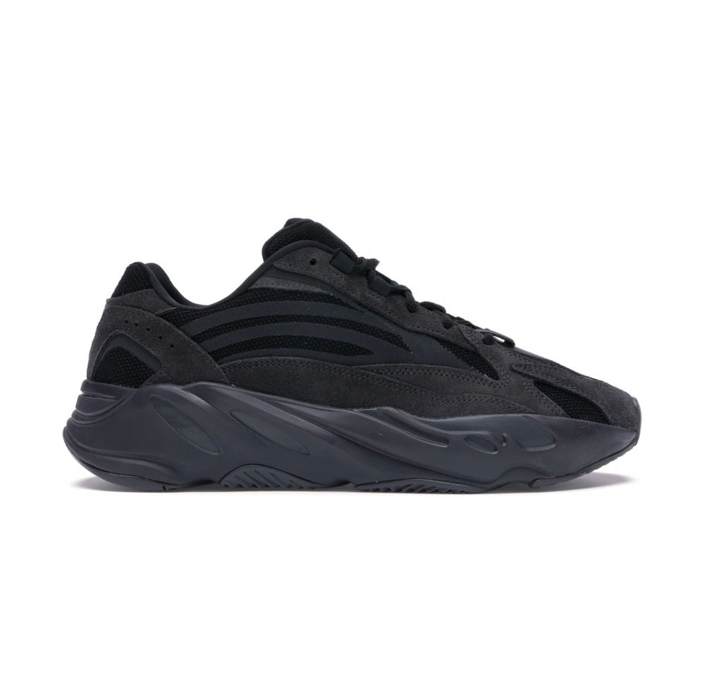 Shops yeezy 700 utility black stockx