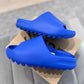 YEEZY SLIDE ‘AZURE’