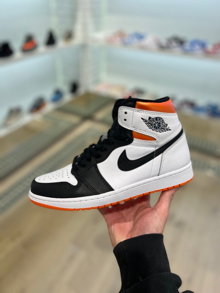 JORDAN 1 HIGH 'ELECTRO ORANGE'