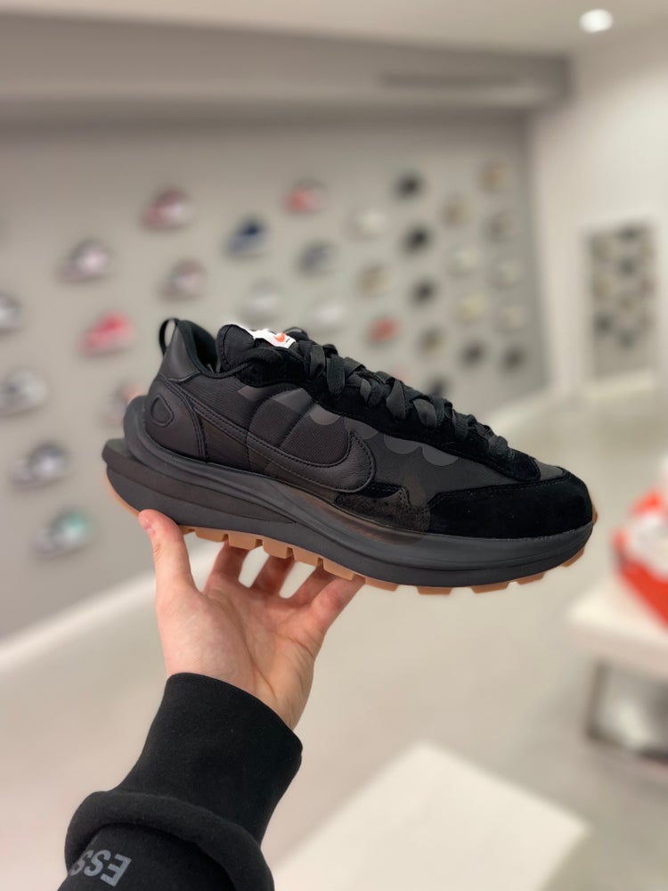 SACAI VAPORWAFFLE 'BLACK GUM'